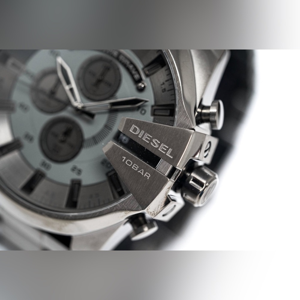 Diesel Mega Chief Chronograph Gunmetal Grey Dial Mens Watch DZ4282‎ - Picture 9 of 16